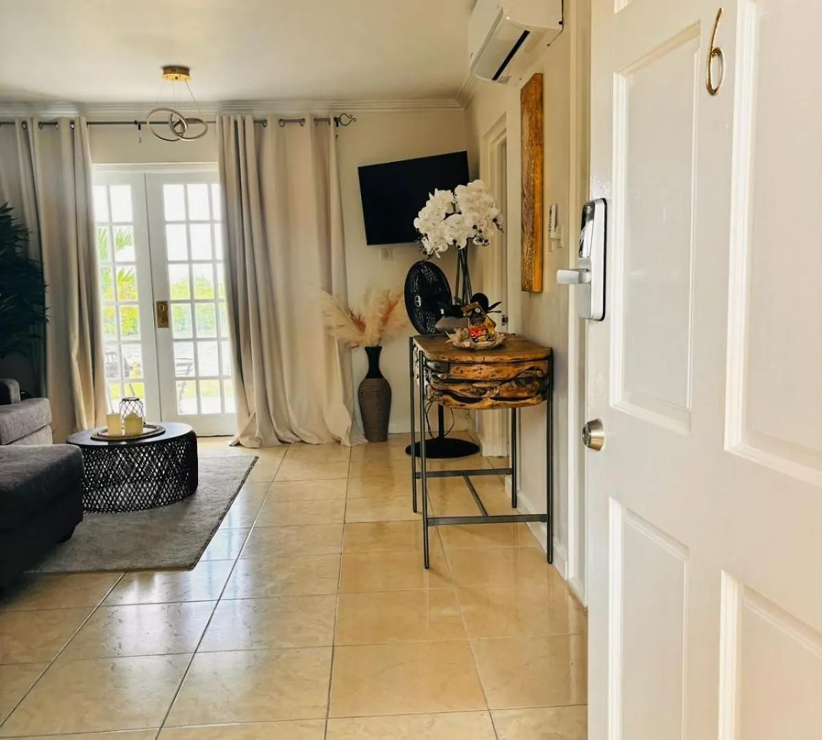 公寓 Luxury Waterfront Villa Jamaica 蒙特哥贝